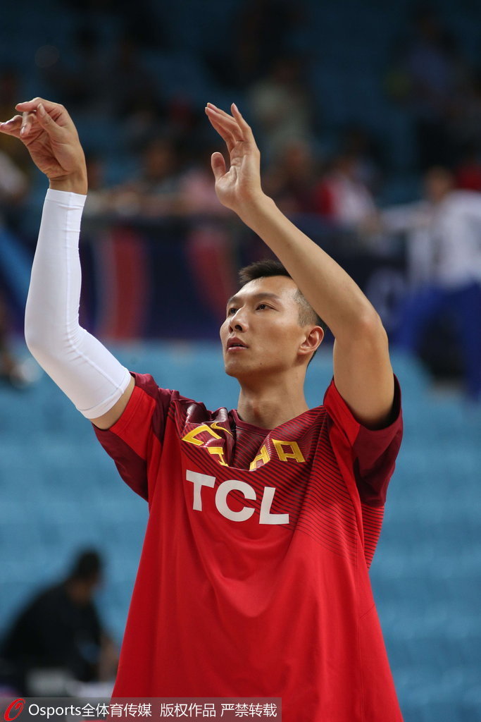 休斯敦火箭训练开放日；窗口期调整名单引欢呼；亚冠在即；球探报告显示潜力 -爱游戏网页版