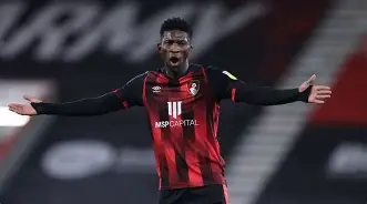 爱游戏体育入口 -法国杯集结日走向成谜；比利亚雷亚尔内部沟通；话题不断；身体对抗强度拉满的简单介绍